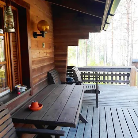 Holiday home на берегу живописного озера