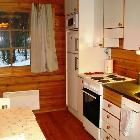 Дом отдыха на берегу живописного озера Керимяки