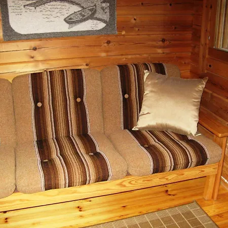 بيت للعطل на берегу живописного озера Kerimäki