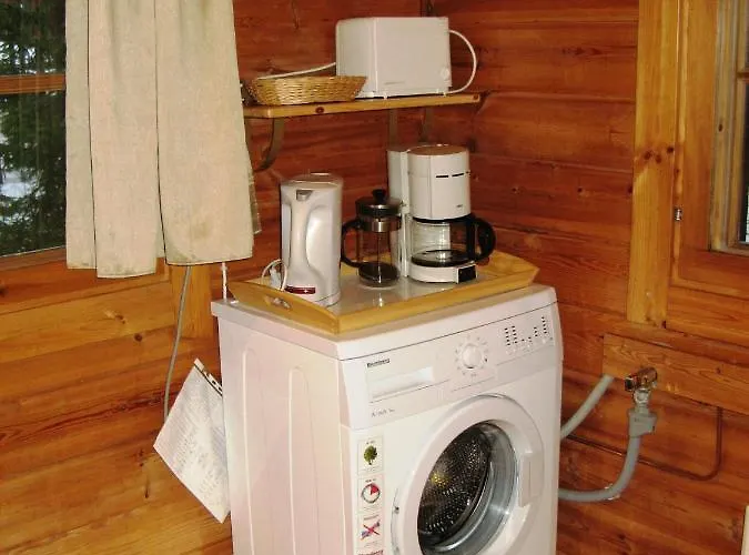 펜션 на берегу живописного озера 케리마키