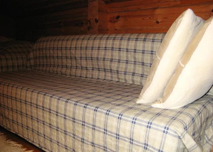 на берегу живописного озера 케리마키