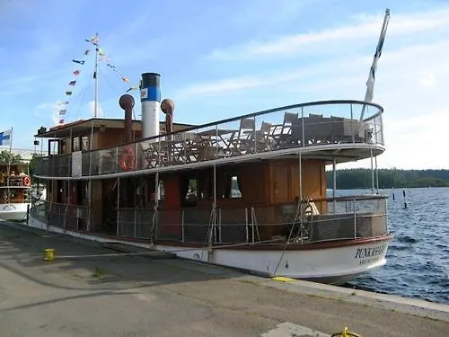 펜션 на берегу живописного озера *