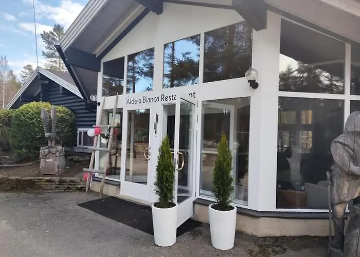 на берегу живописного озера * 케리마키