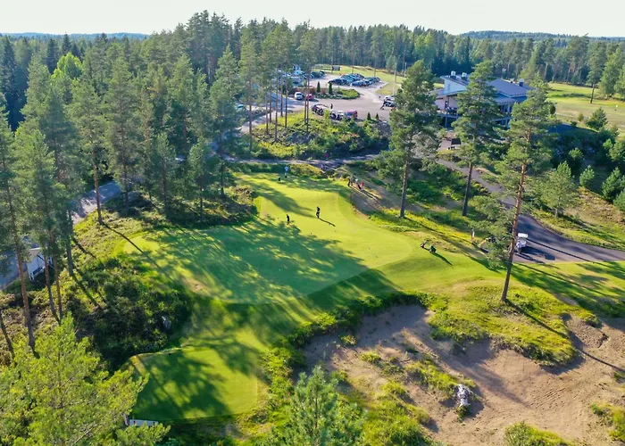 на берегу живописного озера 펜션 *